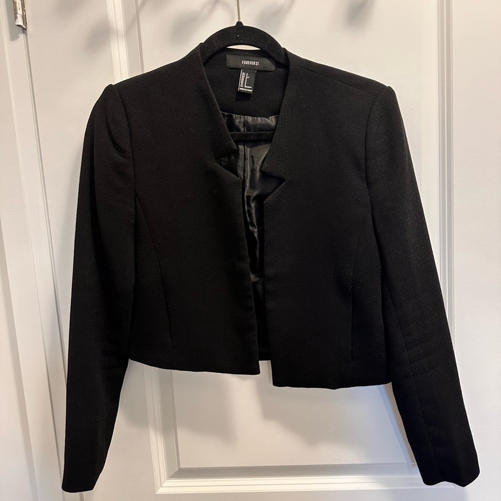 Forever 21 Black Cropped Blazer